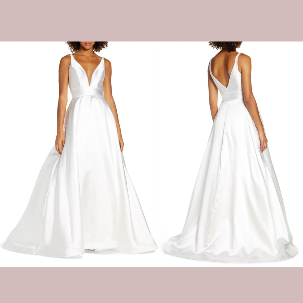 NEW IEENA for Mac Duggal Plunging Sweetheart Gown